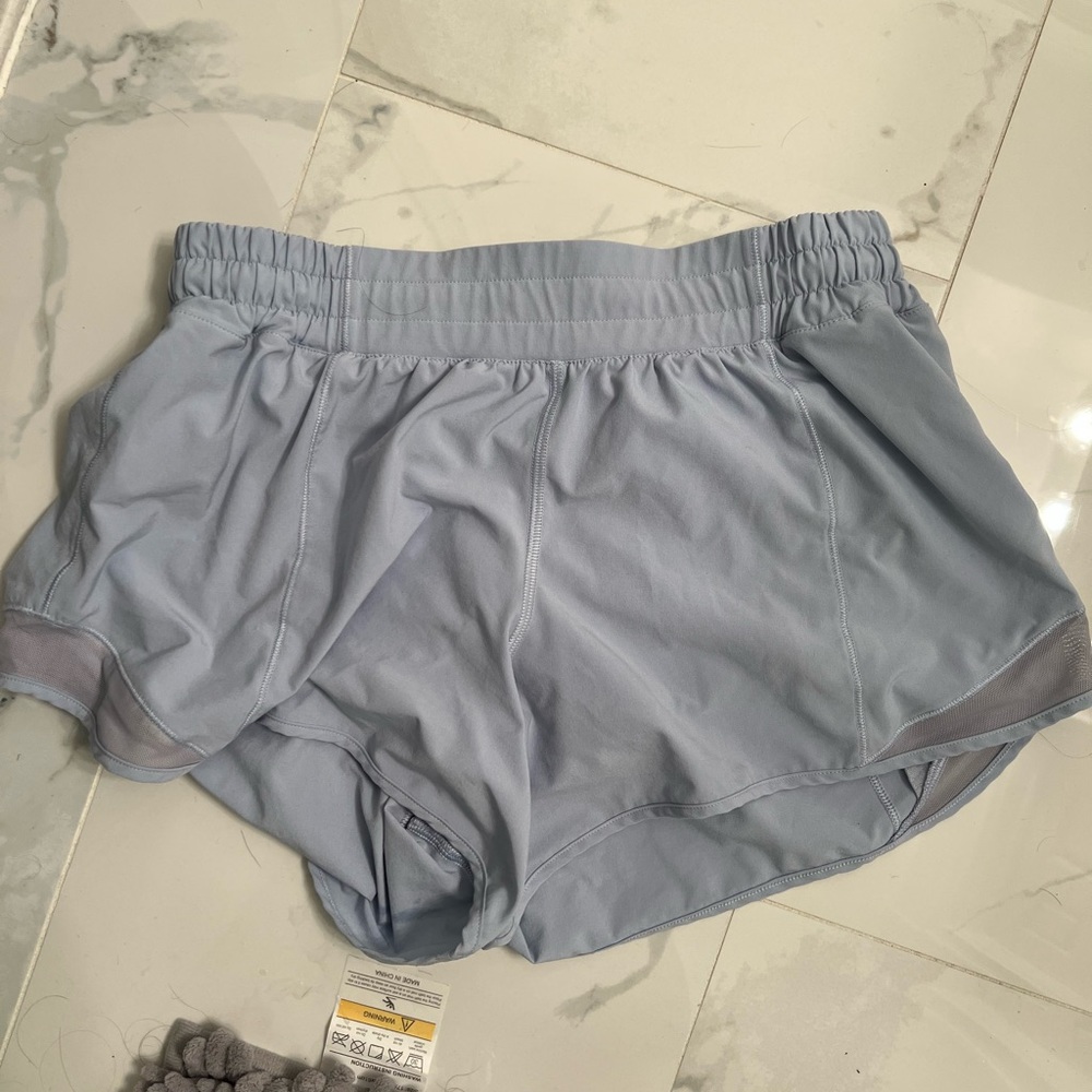 LULULEMON HOTTY HOTS IN BLUE LINEN